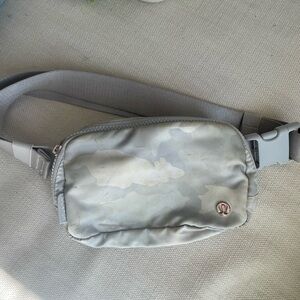Grey camo Lululemon belt bag